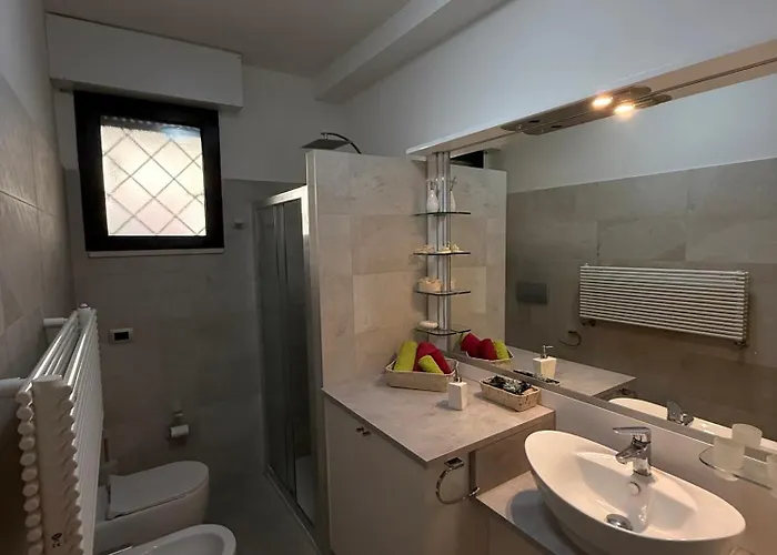 Apartment Moderno Tor Vergata Wifi Parcheggio Metro A & C Rom