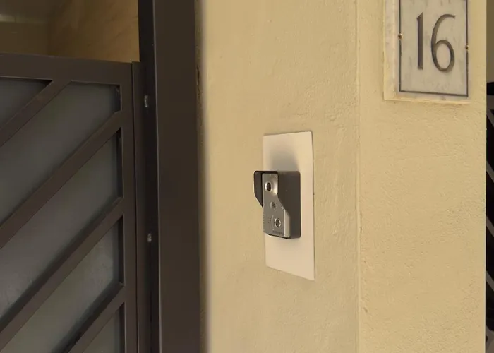 Moderno Tor Vergata Wifi Parcheggio Metro A & C Apartment Rom